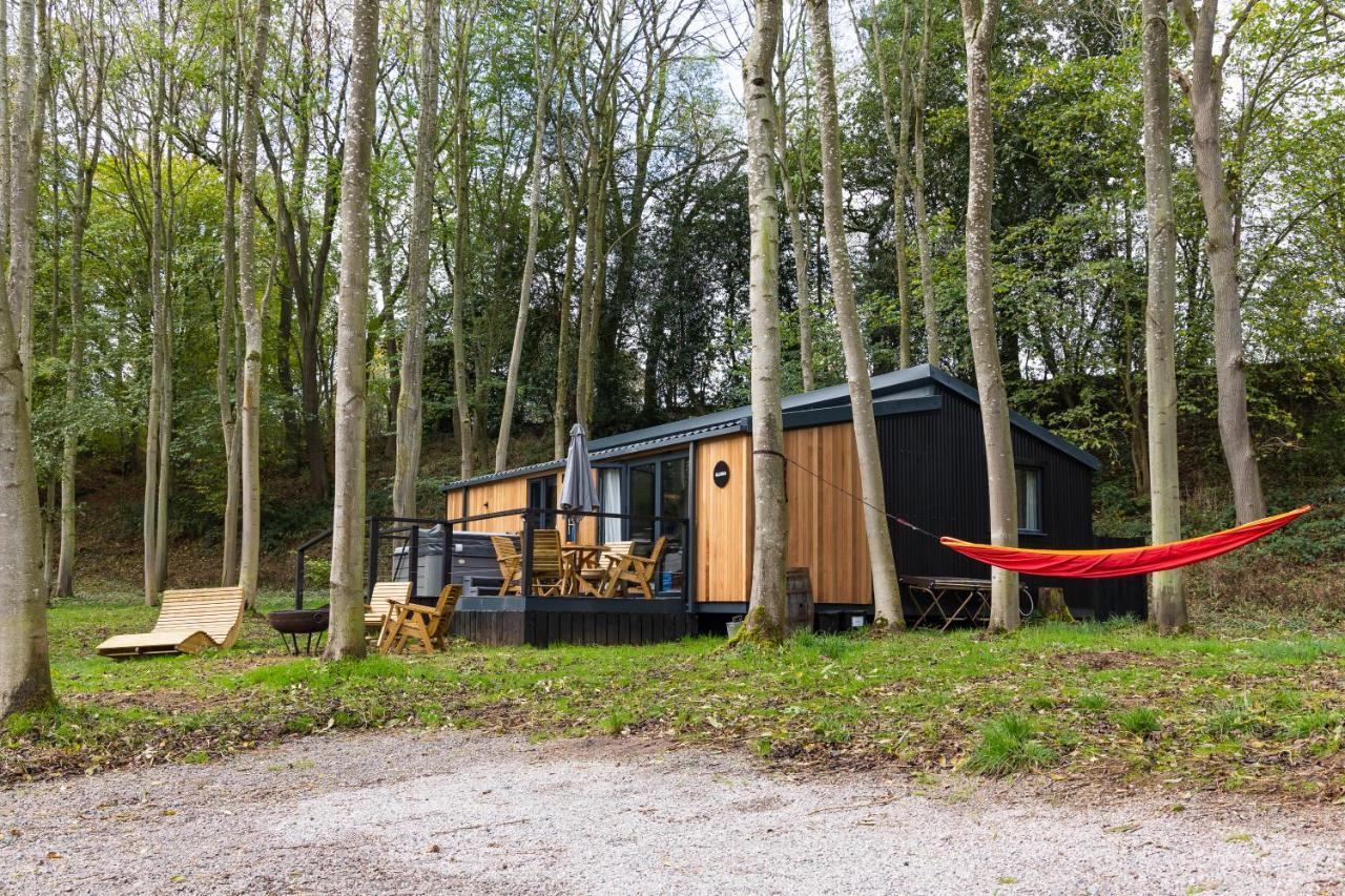 Riverside Cabins Shrewsbury Exteriör bild