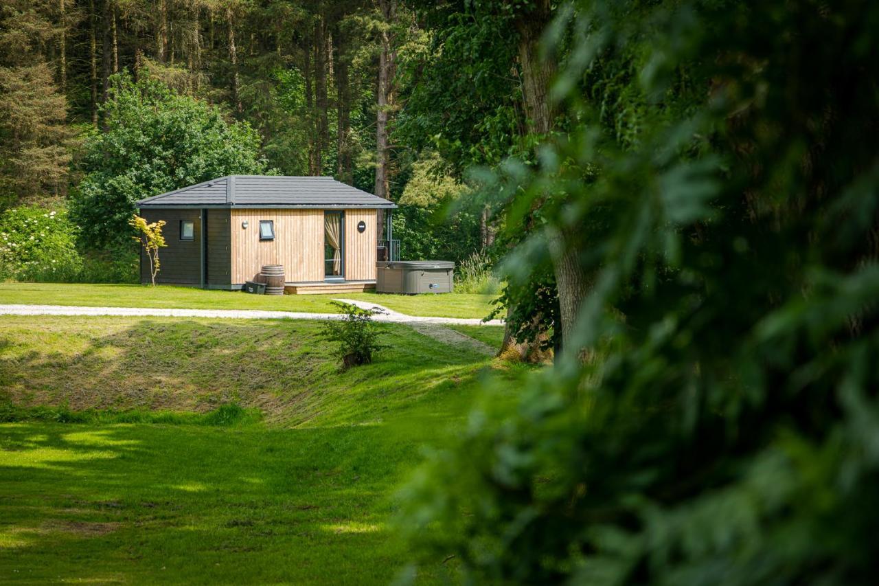 Riverside Cabins Shrewsbury Exteriör bild